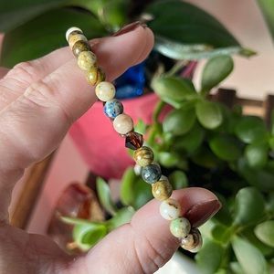 🤎💙7” Chrysocolla Gemstone Crystal Stretch Bracelet💙🤎